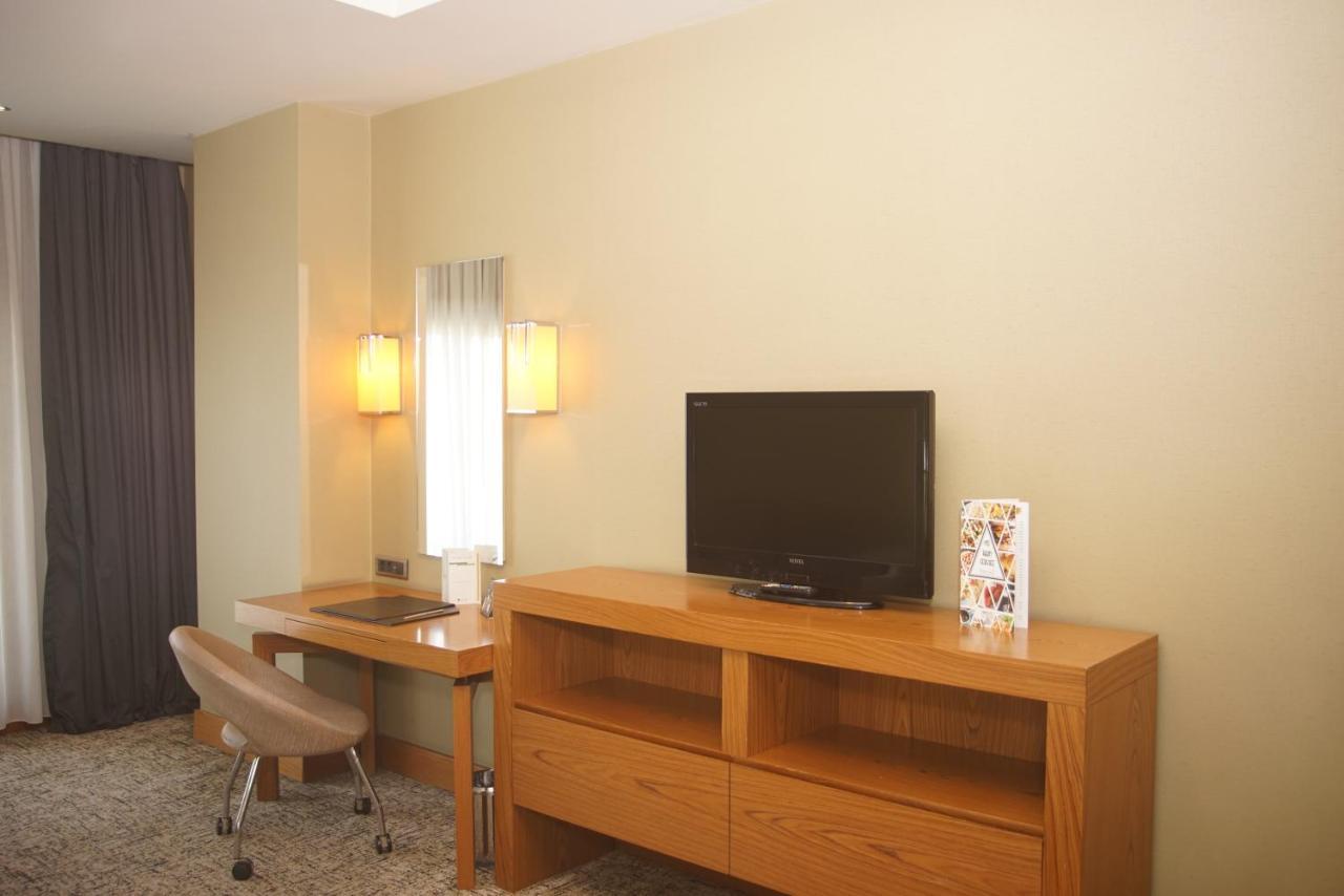 The Green Park Pendik İstanbul Dış mekan fotoğraf A typical room at the hotel